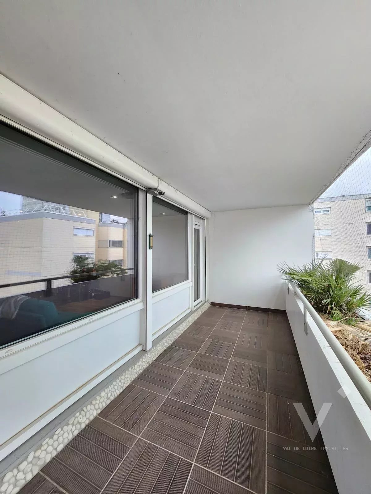 FIRMINY CENTRE T4 AVEC TERRASSE ET GARAGE