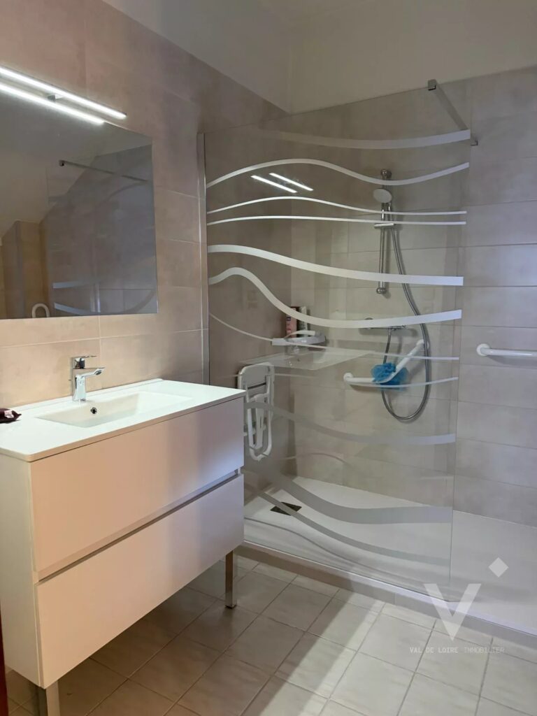 Maison 3 pièces 76 m² · à Le Chambon Feugerolles · 76 m² · 122 900 €