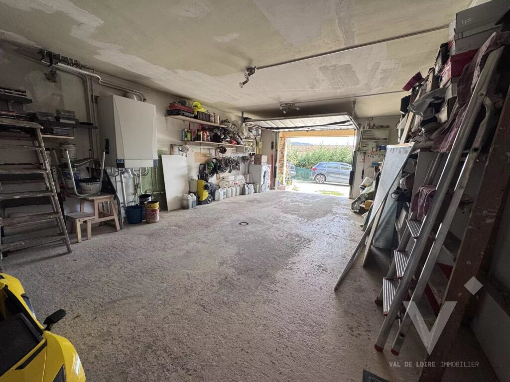 Maison 5 pièces 111 m² · à Unieux · 111 m² · 260 000 €
