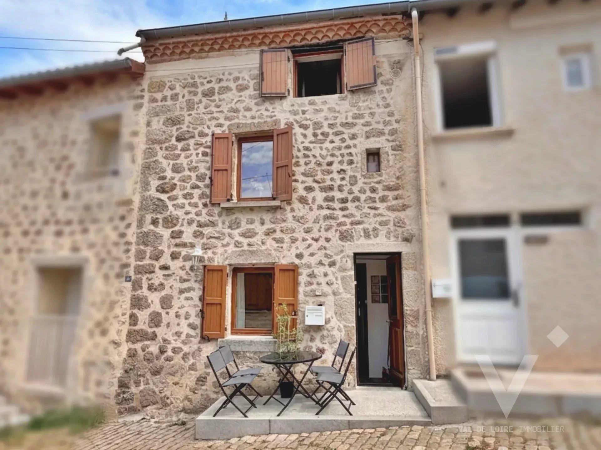 MONISTROL SUR LOIRE / MAISON 77m2