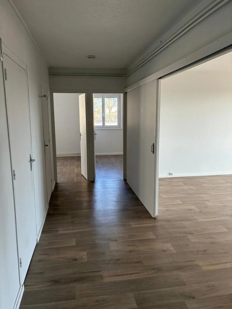 Appartement 4 pièces 85 m² · à Feurs · 84,6 m² · 159 000 €