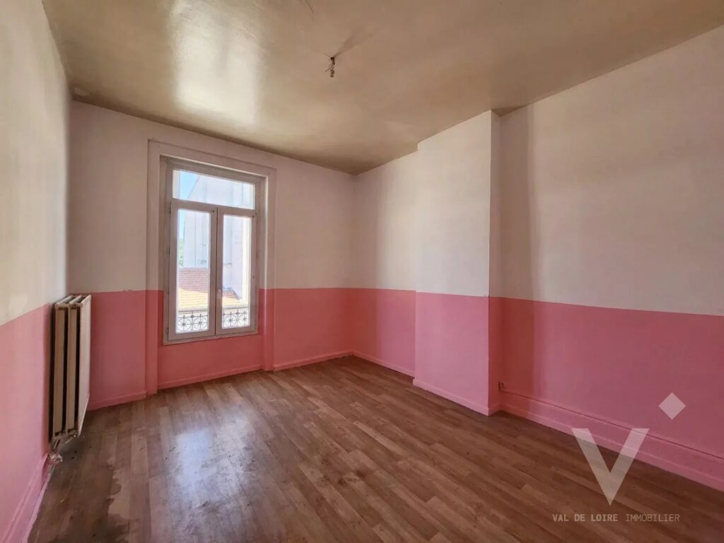 Appartement 4 pièces 104 m² · à Firminy · 104 m² · 56 000 €